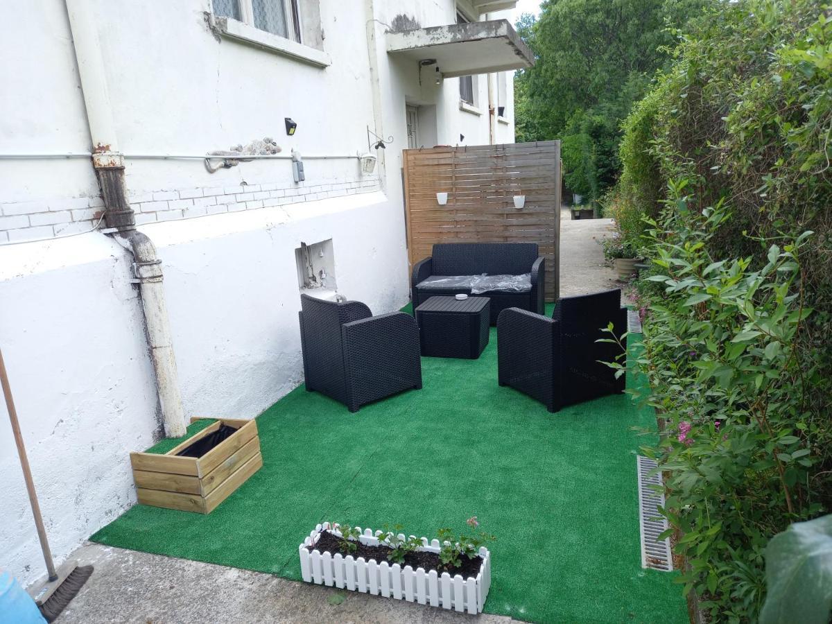 Appartement "Les Tournesols" 1Er Etage 2Ch Avec Parking A Lurs Exterior photo