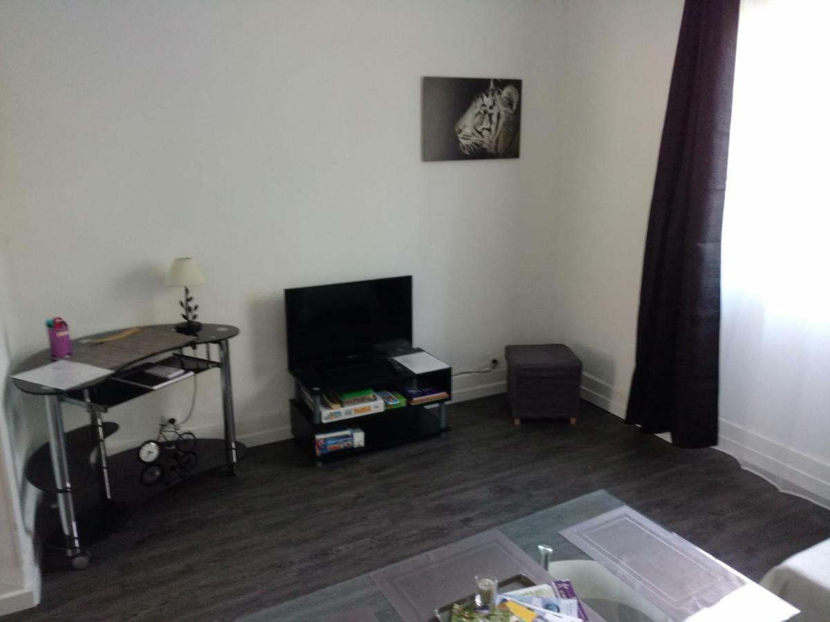 Appartement "Les Tournesols" 1Er Etage 2Ch Avec Parking A Lurs Exterior photo